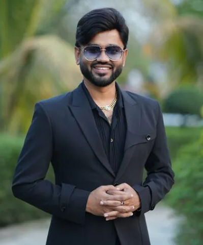 Masud Khan